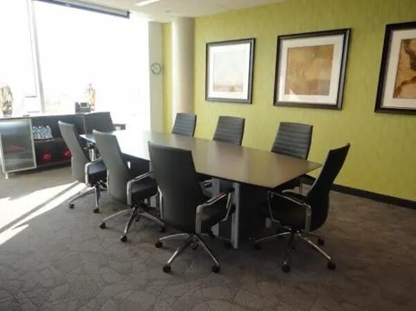 NobleProg Training Place, City  Brossard - Complexe Dix 30