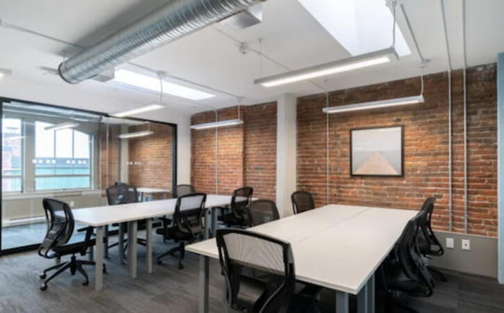 NobleProg Training Place, City  Winnipeg-201 Portage Avenue